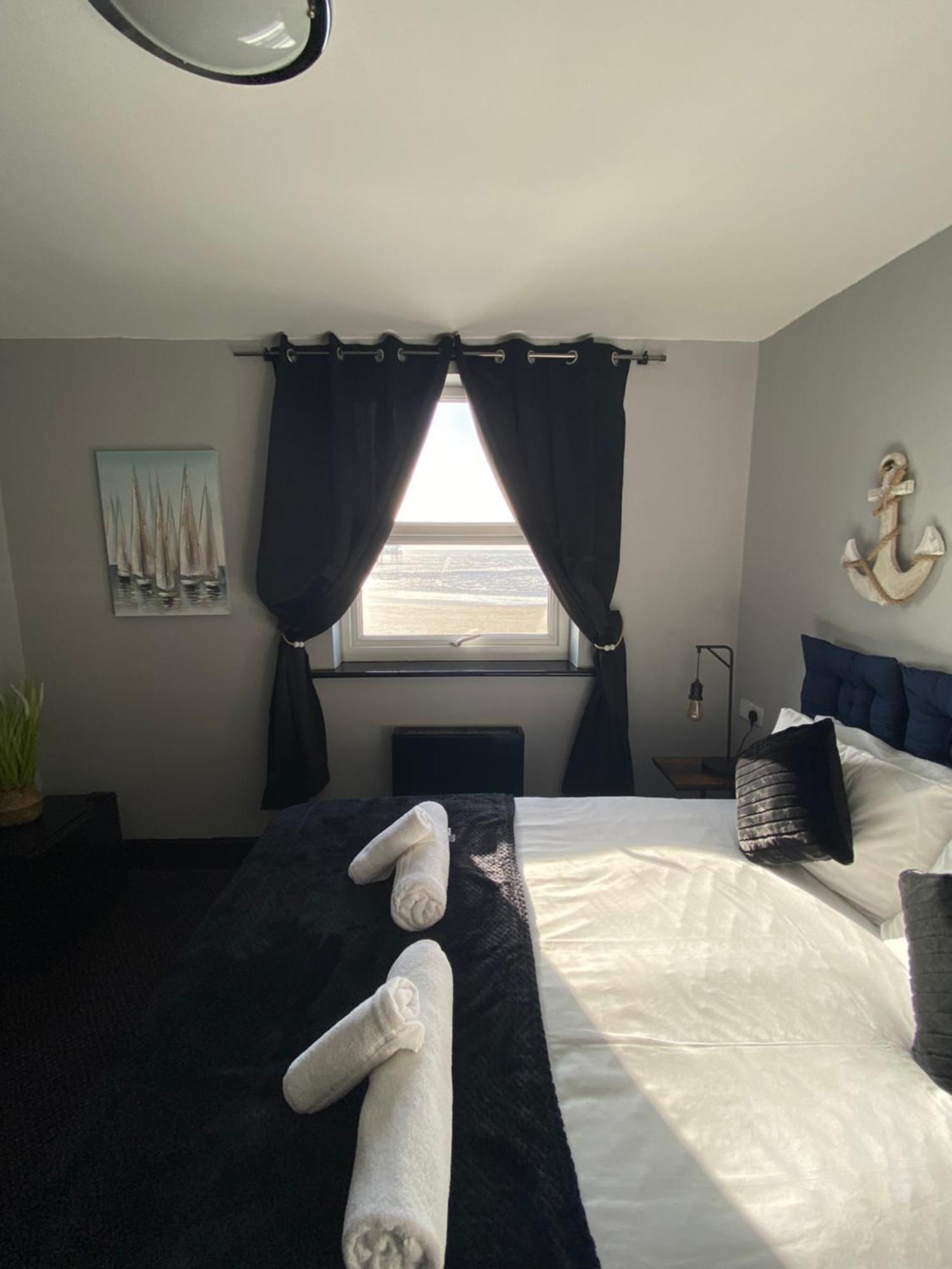 Bay View Rooms At Mentone Hotel 웨스턴슈퍼매어 외부 사진