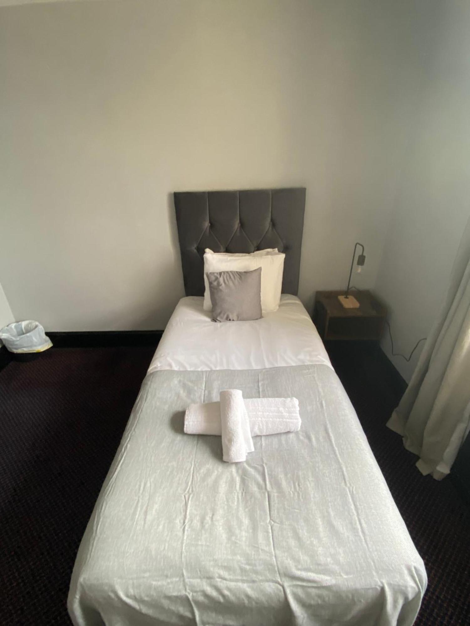 Bay View Rooms At Mentone Hotel 웨스턴슈퍼매어 외부 사진
