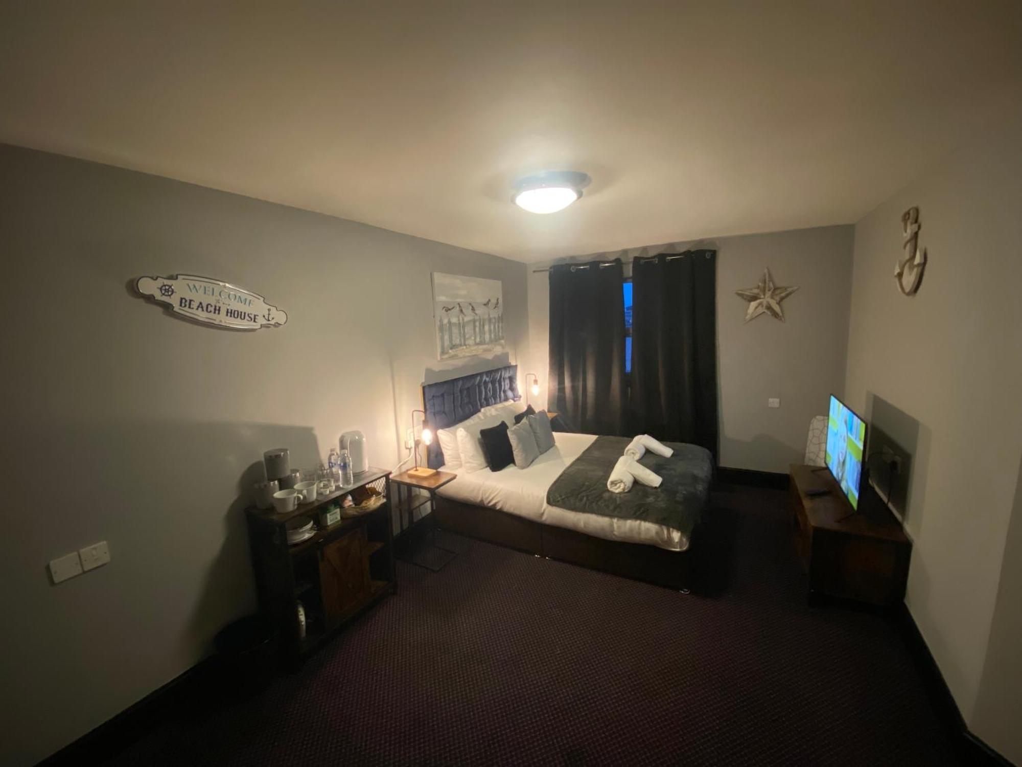 Bay View Rooms At Mentone Hotel 웨스턴슈퍼매어 외부 사진