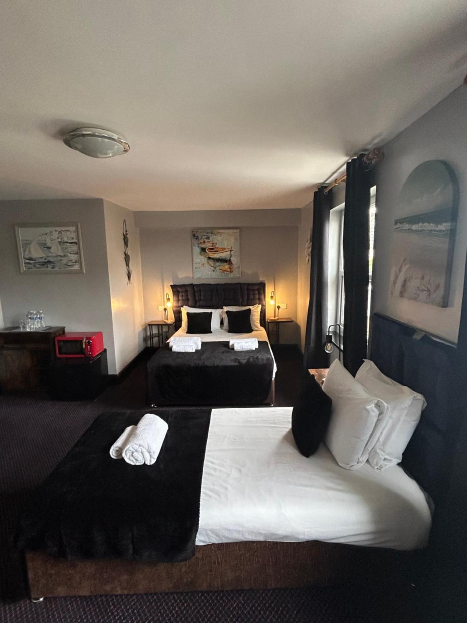 Bay View Rooms At Mentone Hotel 웨스턴슈퍼매어 외부 사진